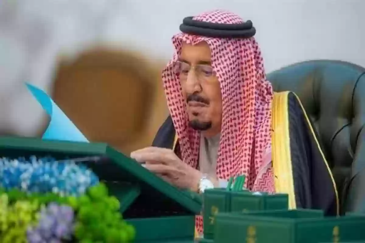 أمر ملكي من خادم الحرمين بإعادة تكوين مجلس الشورى السعودي برئاسة...