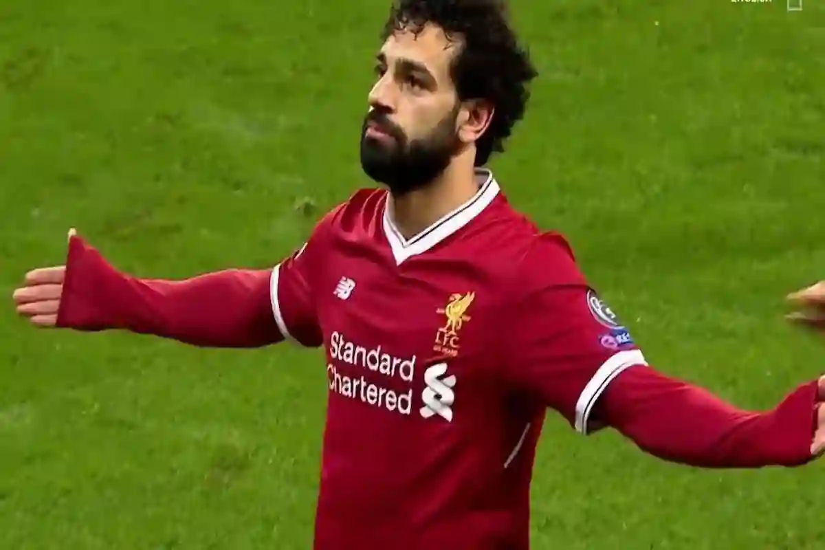 محمد صلاح في دوري روشن بالقميص الأزرق.. إعلان من أكبر مسؤول في الدولة!!