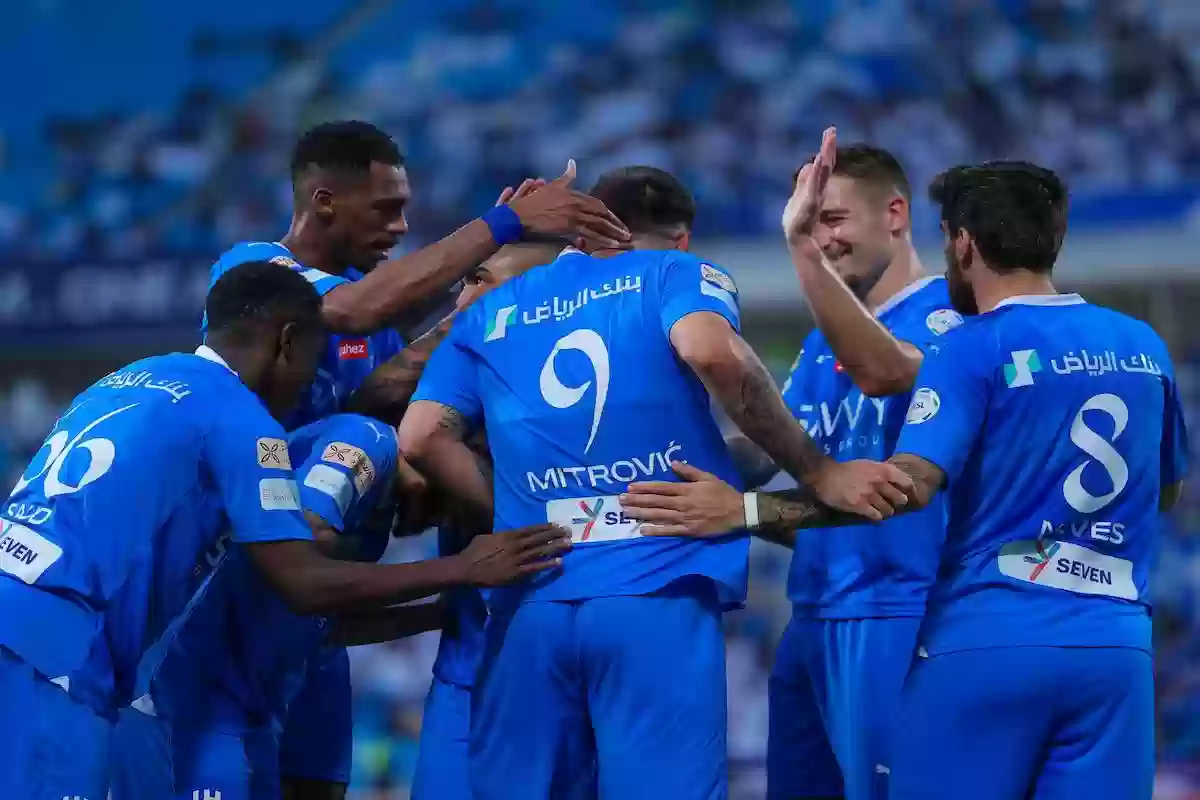 الهلال يوافق على الرحيل